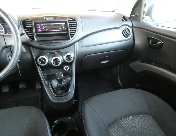 Hyundai i10 Hatchback 1,1 l 51 kw