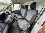 Opel Vivaro 11