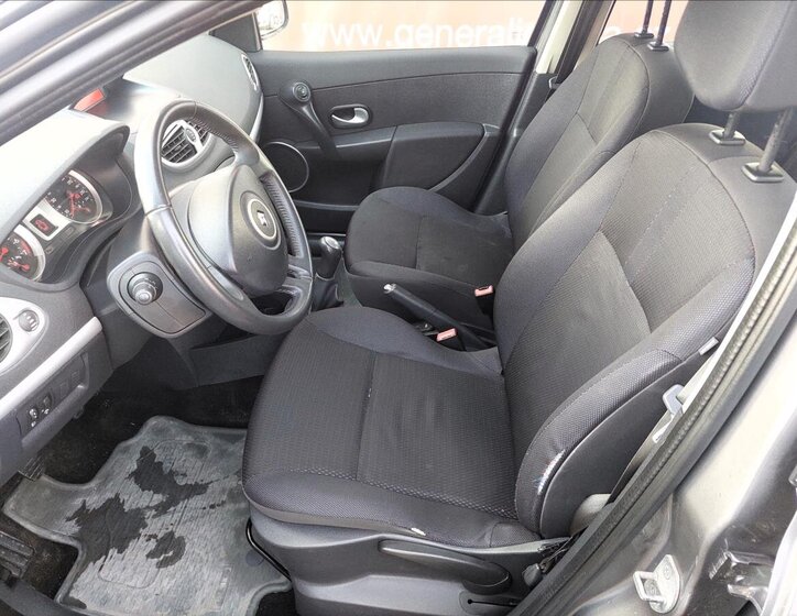 Renault Clio Kombi 1,1 l 74 kw