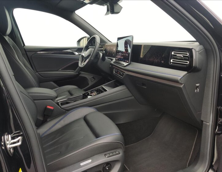 Volkswagen Tiguan SUV 1,5 l 130 kw