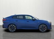BMW X2 SUV / Terénní 2,0 l 221 kw