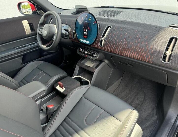 Mini Countryman SUV 2,0 l 221 kw