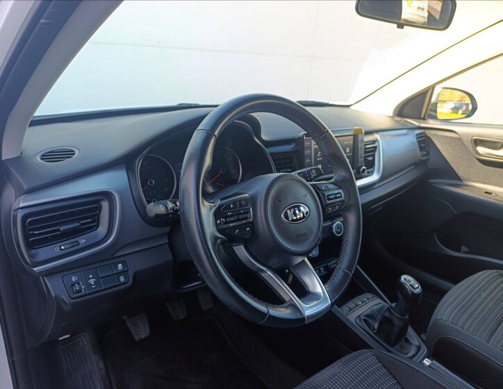 KIA Stonic Hatchback 1,4 l 73 kw