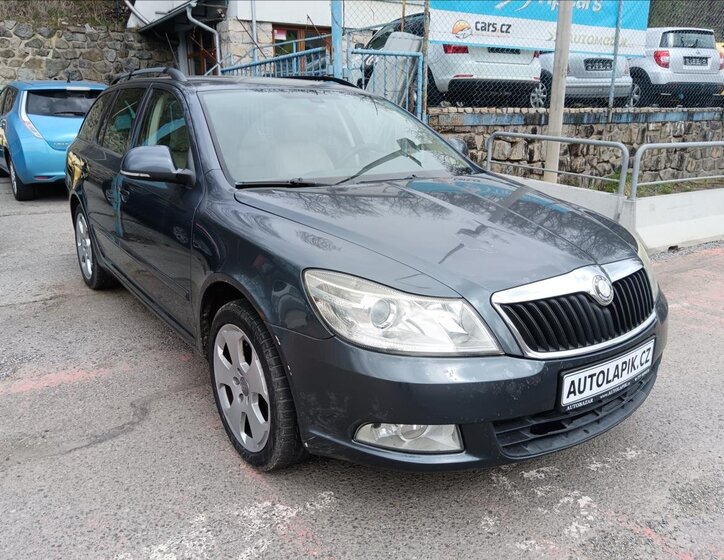 Škoda Octavia Kombi 2,0 l 103 kw