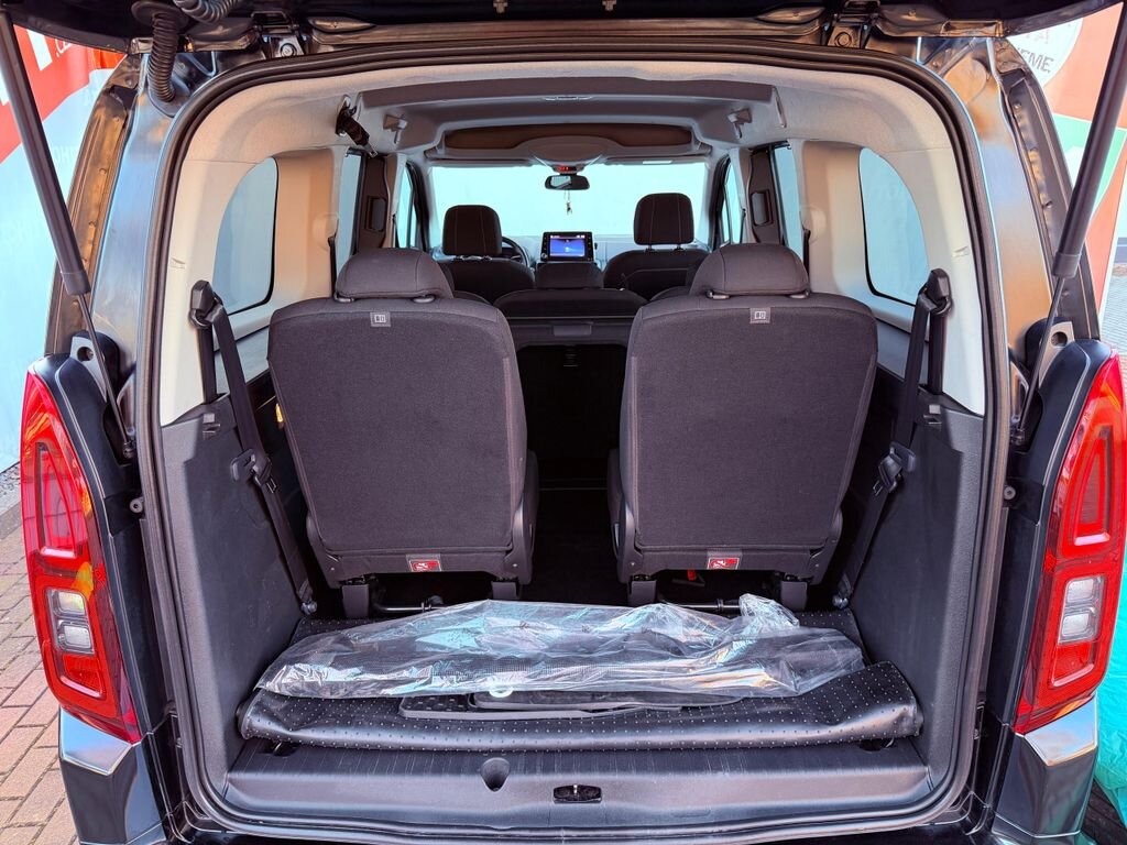 Toyota ProAce Kombi 1,5 l 96 kw