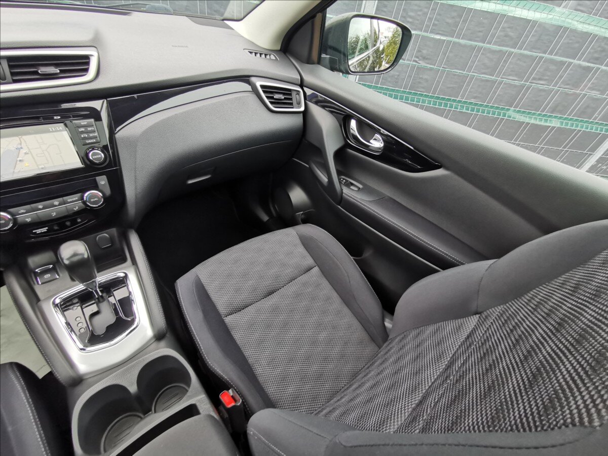Nissan Qashqai SUV 1,6 l 96 kw