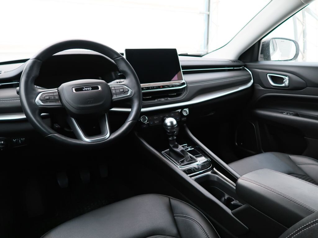 Jeep Compass SUV / Terénní 1,6 l 96 kw