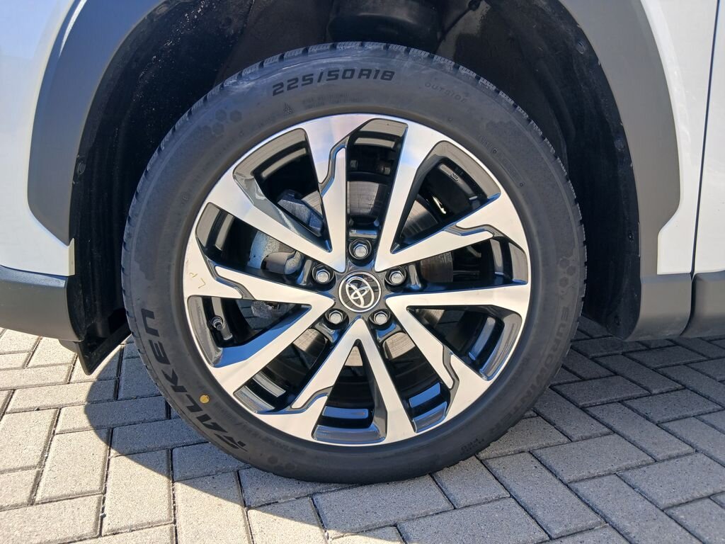 Toyota Corolla Cross SUV / Terénní 2,0 l 112 kw