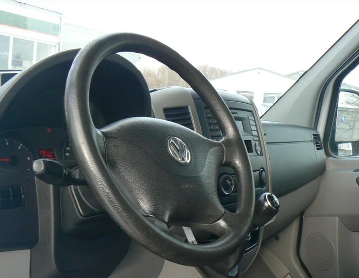 Volkswagen Crafter 10