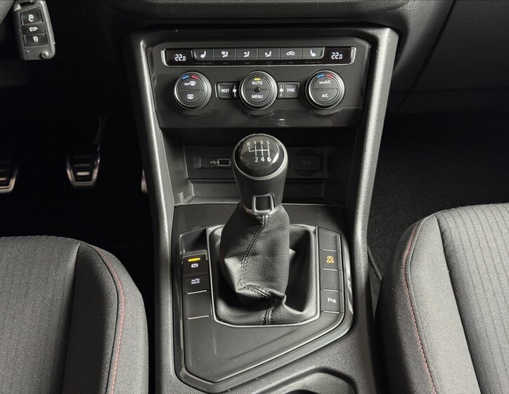 Volkswagen Tiguan 15