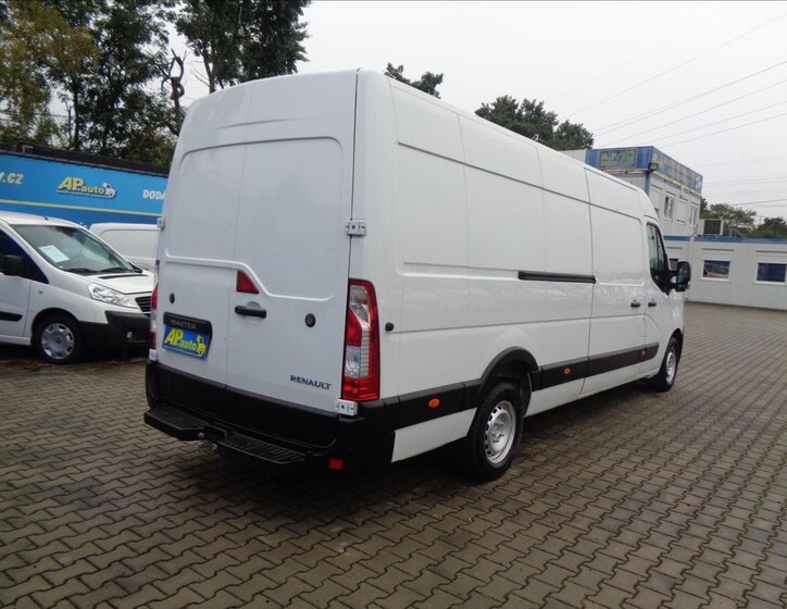 Renault Master Ostatní 2,3 l 107 kw