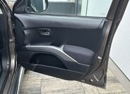 Mitsubishi Outlander SUV 2,3 l 130 kw