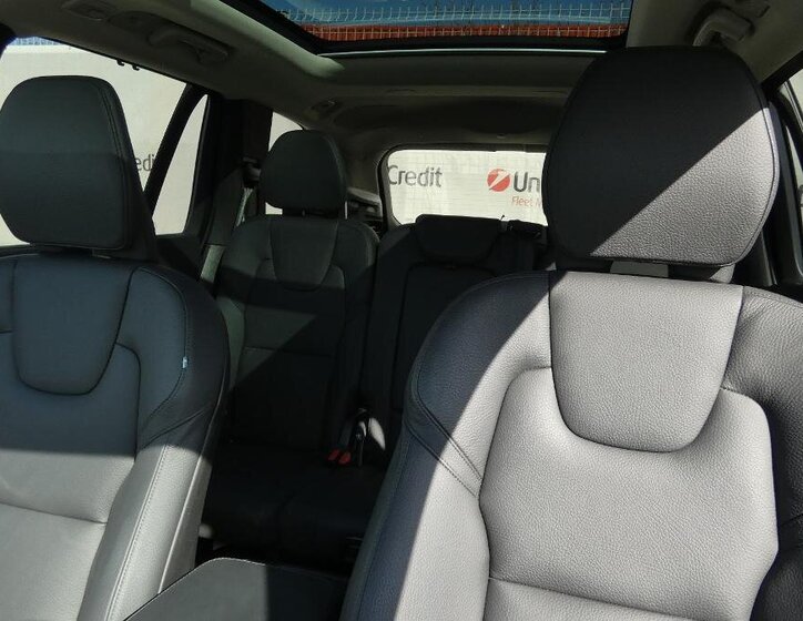 Volvo XC90 SUV / Terénní 2,0 l 173 kw