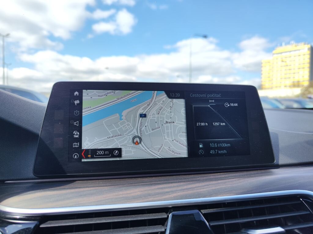 BMW Řada 5 Sedan / Limuzína 3,0 l 250 kw