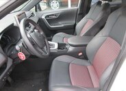 Suzuki Across Kombi 2,5 l 136 kw