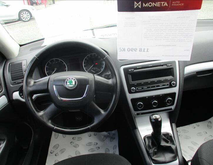 Škoda Octavia 16