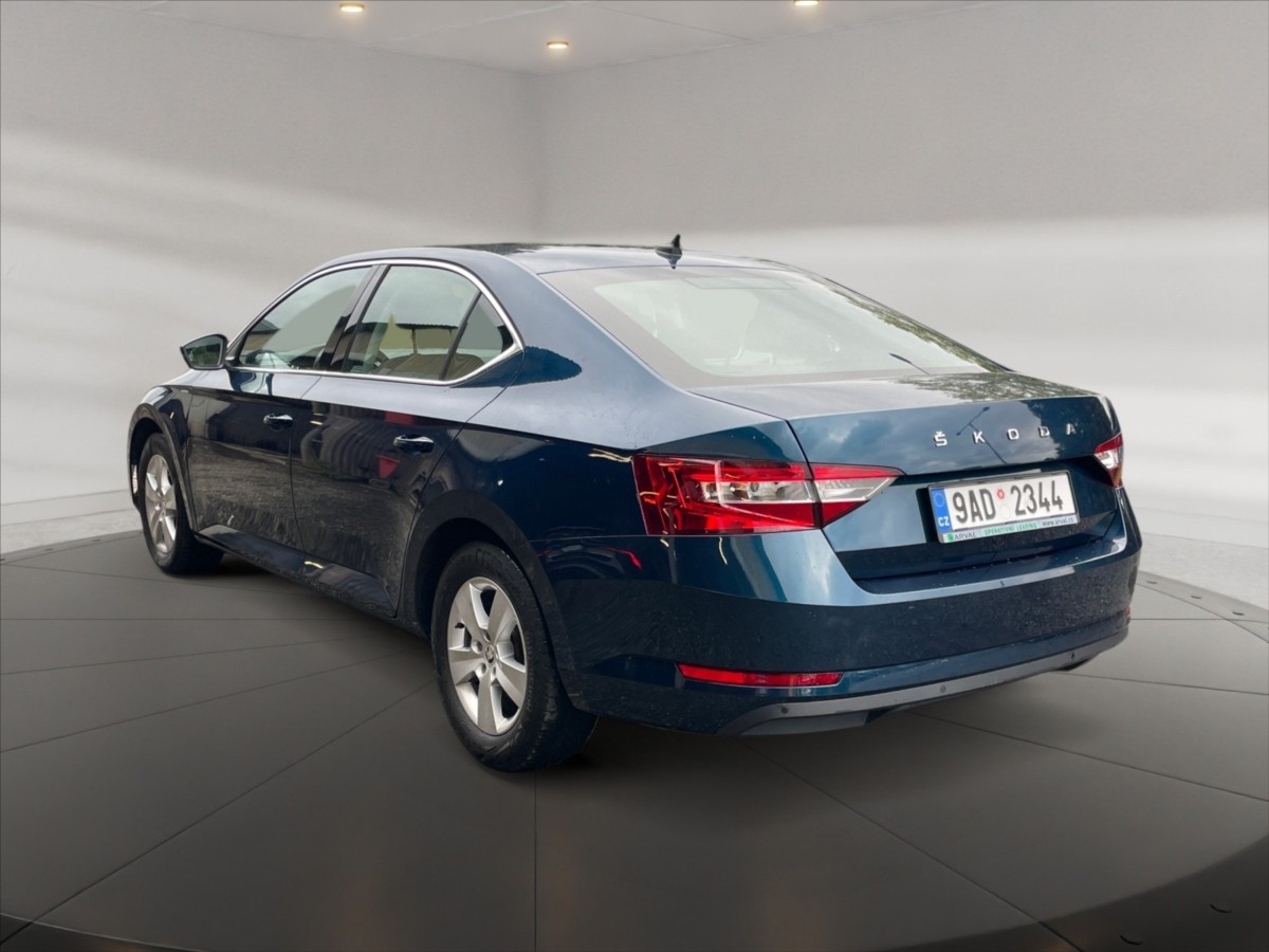 Škoda Superb