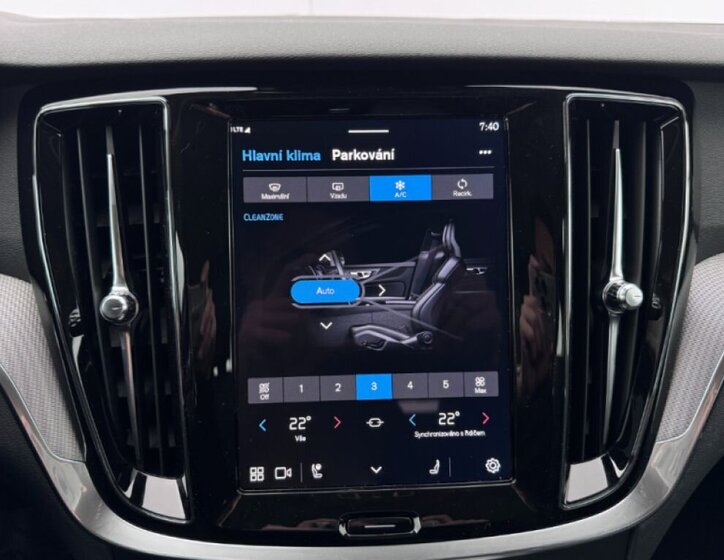 Volvo V60 Kombi 2,0 l 145 kw