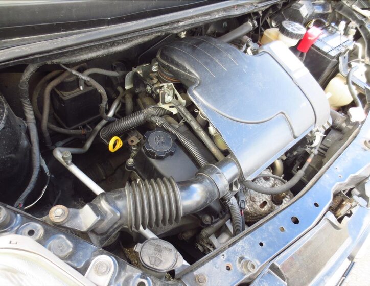 Subaru Justy Hatchback 998,0 51 kw