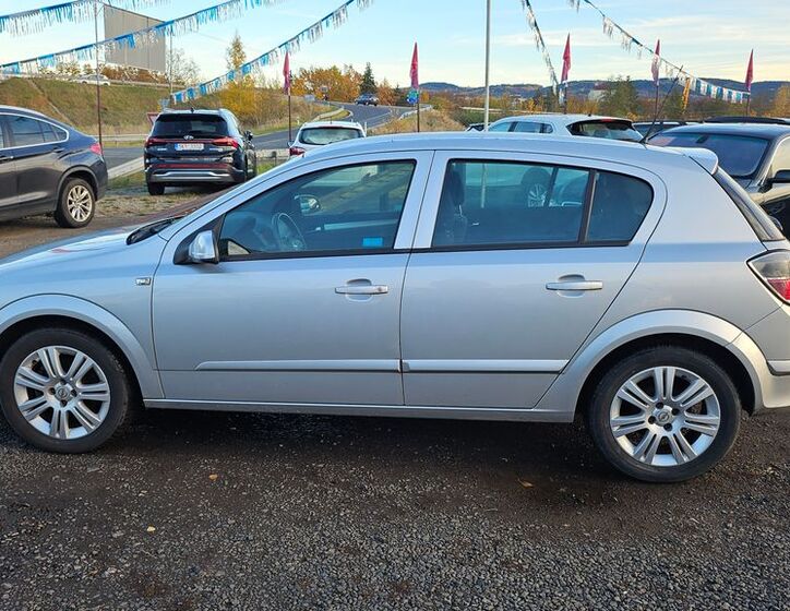 Opel Astra 4