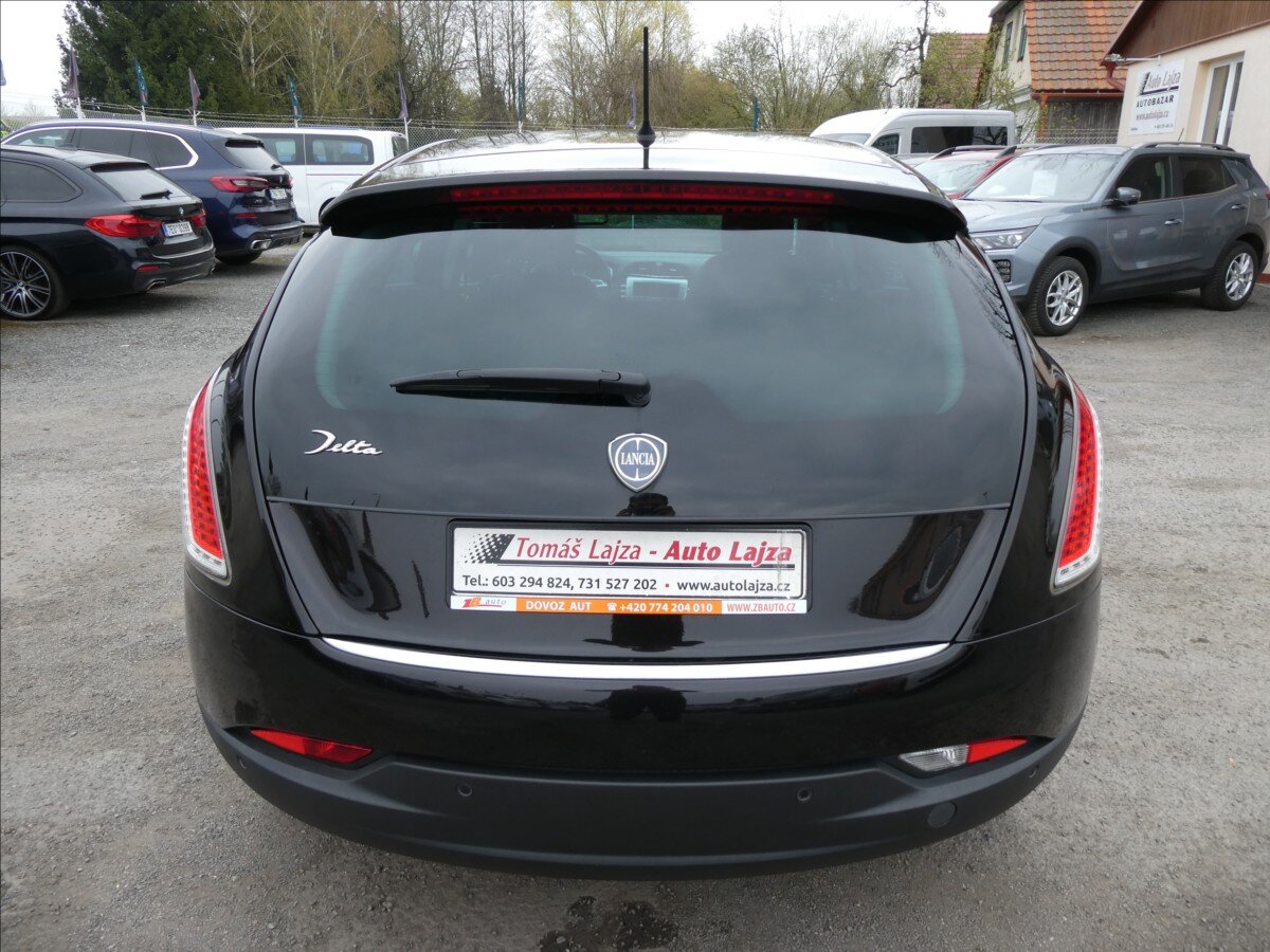 Lancia Delta Hatchback 1,4 l 88 kw