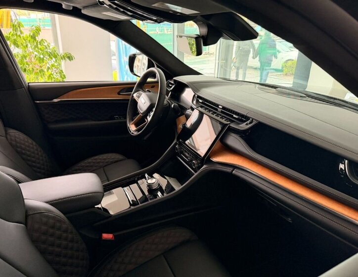 Jeep Grand Cherokee SUV / Terénní 2,0 l 280 kw