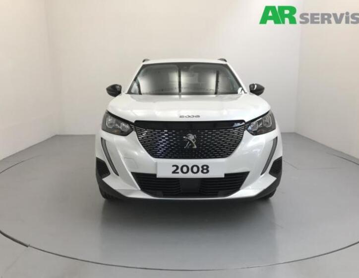 Peugeot 2008 8