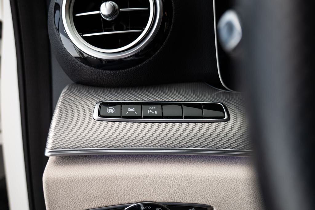 Mercedes-Benz Třídy E Sedan / Limuzína 2,0 l 145 kw