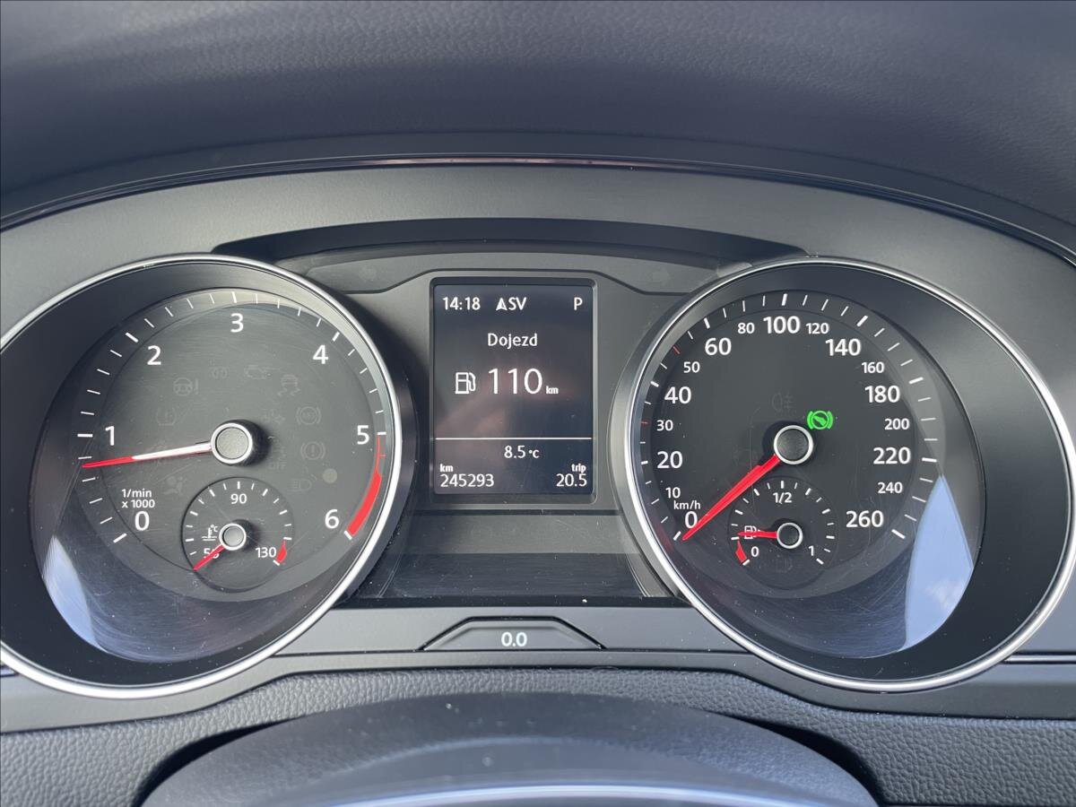 Volkswagen Passat Kombi 2,0 l 110 kw