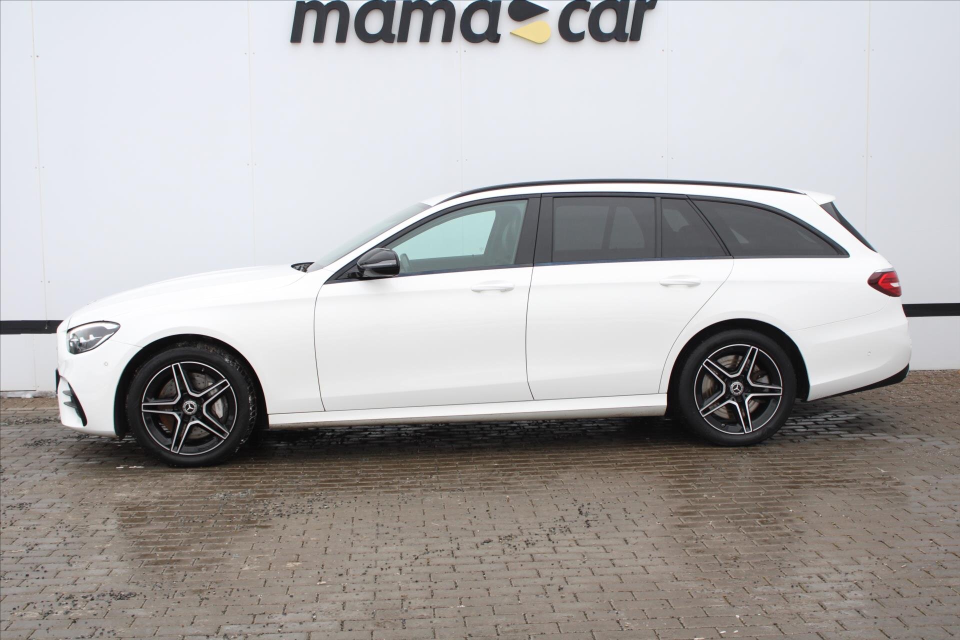 Mercedes-Benz Třídy E Kombi 2,0 l 143 kw