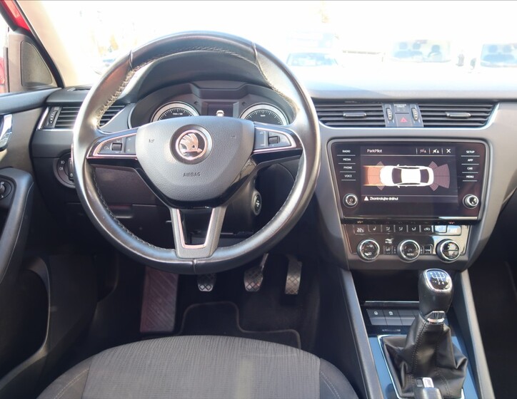 Škoda Octavia 14