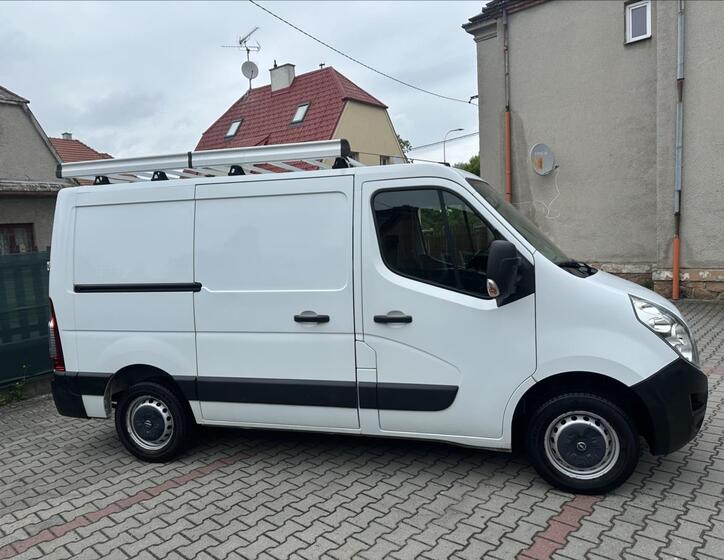 Opel Movano 2