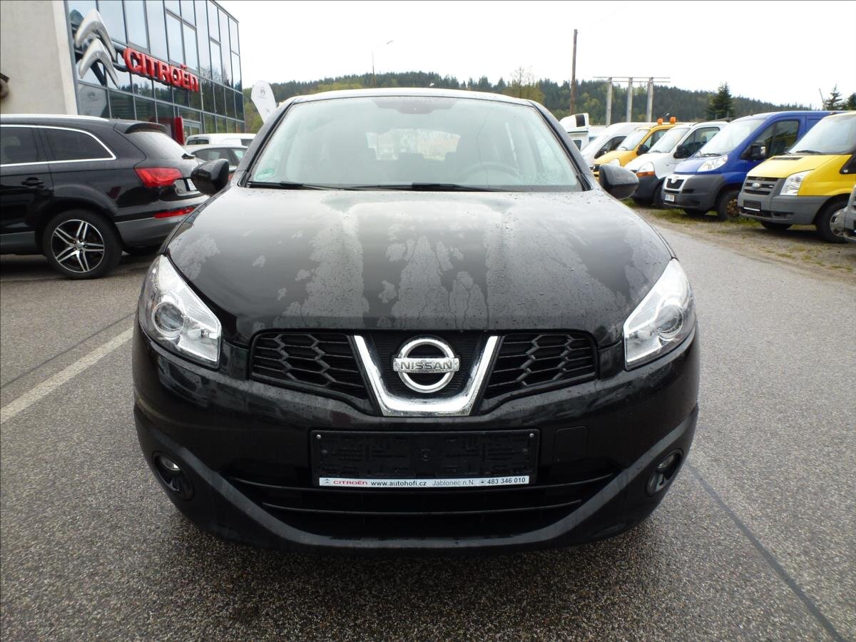 Nissan Qashqai SUV / Terénní 2,0 l 104 kw