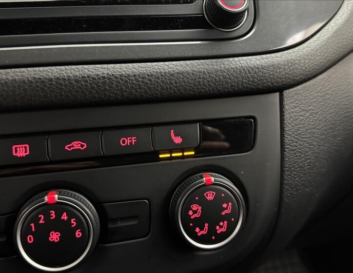 Volkswagen Tiguan SUV / Terénní 2,0 l 110 kw