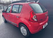 Dacia Sandero Hatchback 1,1 l 55 kw