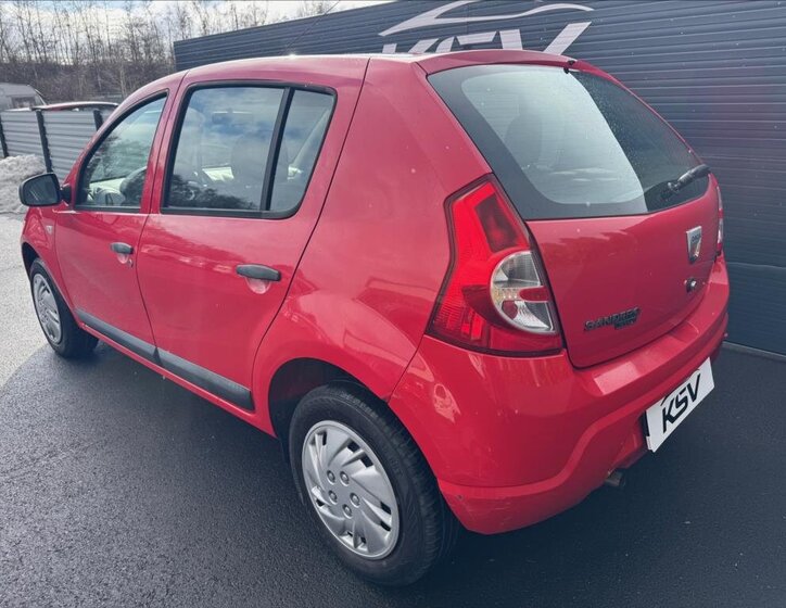 Dacia Sandero Hatchback 1,1 l 55 kw