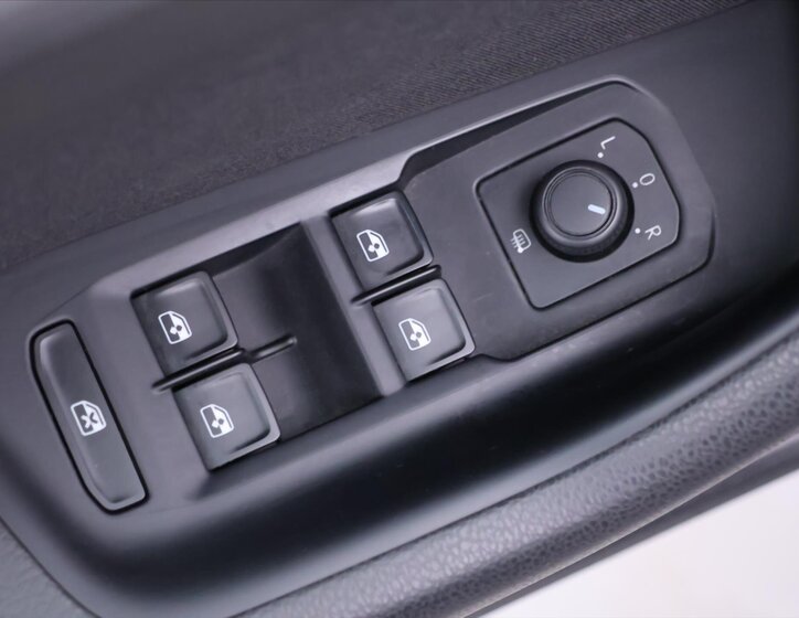 Volkswagen Passat Kombi 2,0 l 90 kw