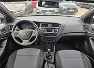 Hyundai i20 10