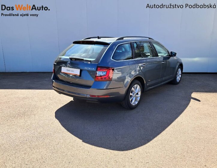 Škoda Octavia Kombi 2,0 l 110 kw