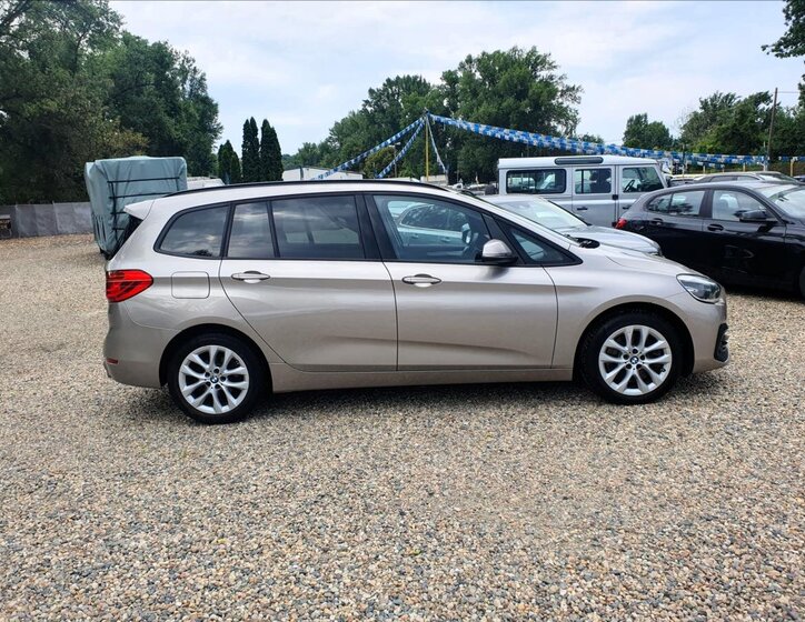 BMW Řada 2 4