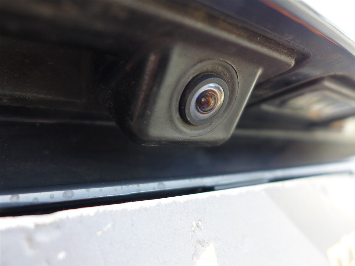 Volkswagen Touran Kombi 1,4 l 103 kw