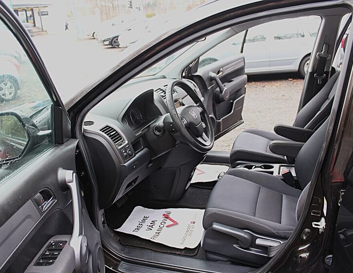 Honda CR-V 10