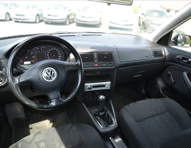 Volkswagen Golf Hatchback 1,4 l 55 kw