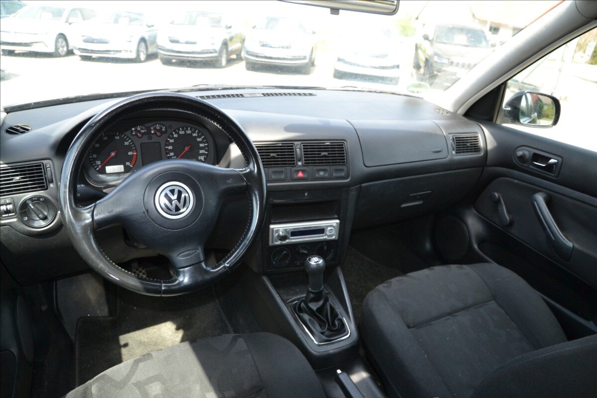Volkswagen Golf Hatchback 1,4 l 55 kw