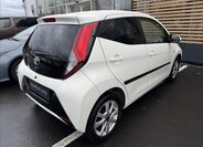 Toyota Aygo Hatchback 998,0 53 kw