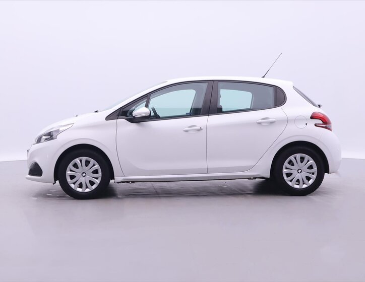 Peugeot 208 Hatchback 1,2 l 60 kw