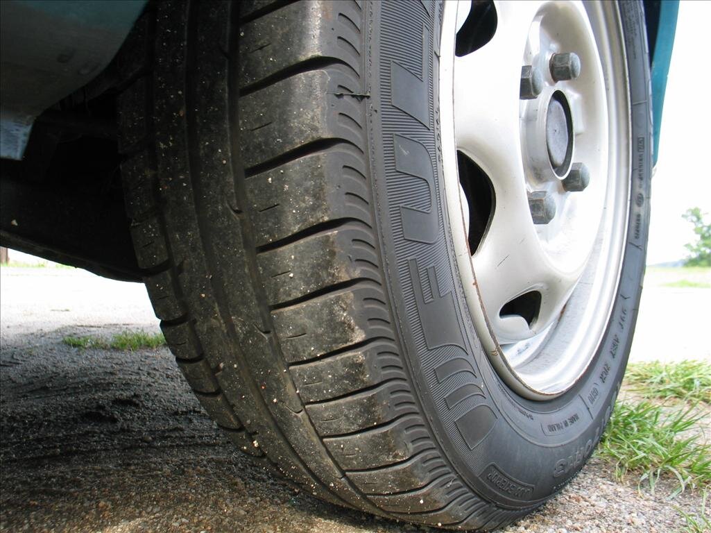 Suzuki Swift Hatchback 993,0 39 kw