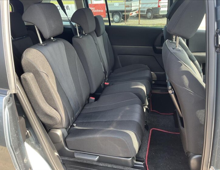 Mazda 5 Kombi 1,6 l 85 kw