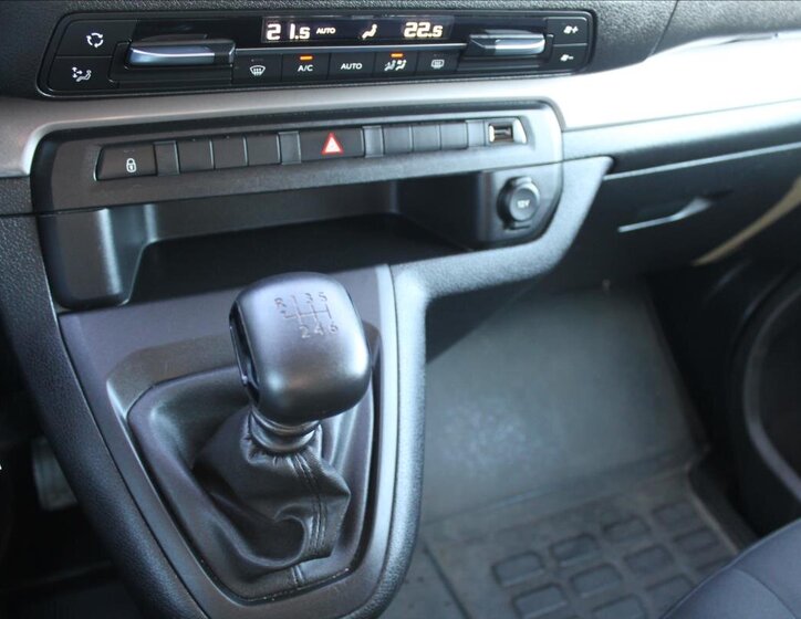 Citroën SpaceTourer 19