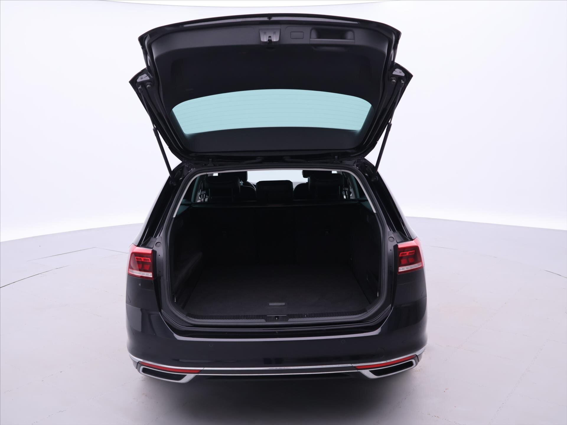 Volkswagen Passat Kombi 2,0 l 140 kw